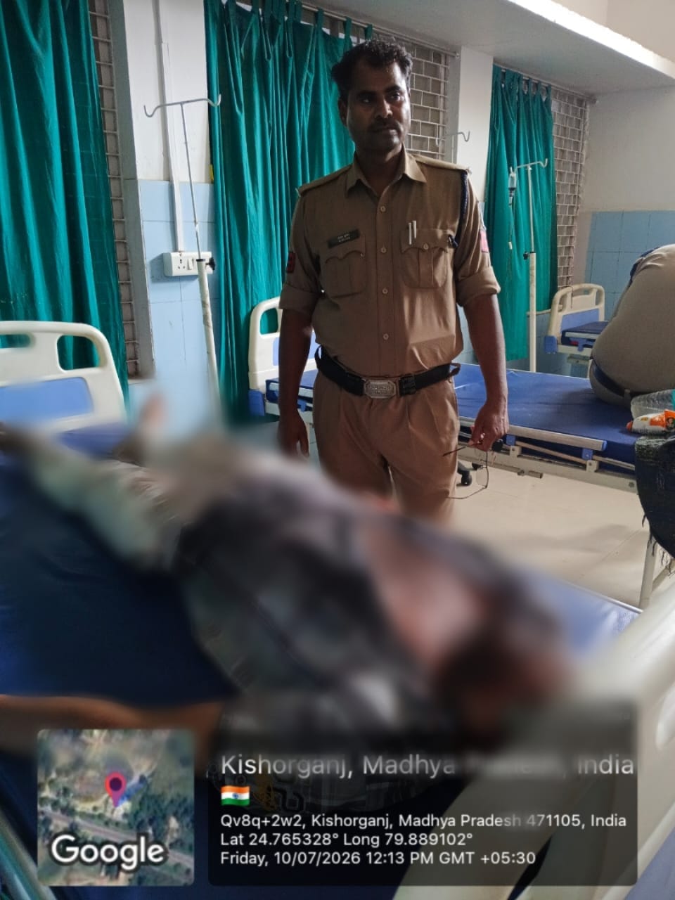 छतरपुर के थाना बमीठा क्षेत्र में अज्ञातकारणों से अवसादग्रस्त एक 35 वर्षीय व्यक्ति ने किया जहरीले पदार्थ का सेवन, डायल-112 जवानों ने एफ़ आर व्ही वाहन से पहुँचाया अस्पताल। 